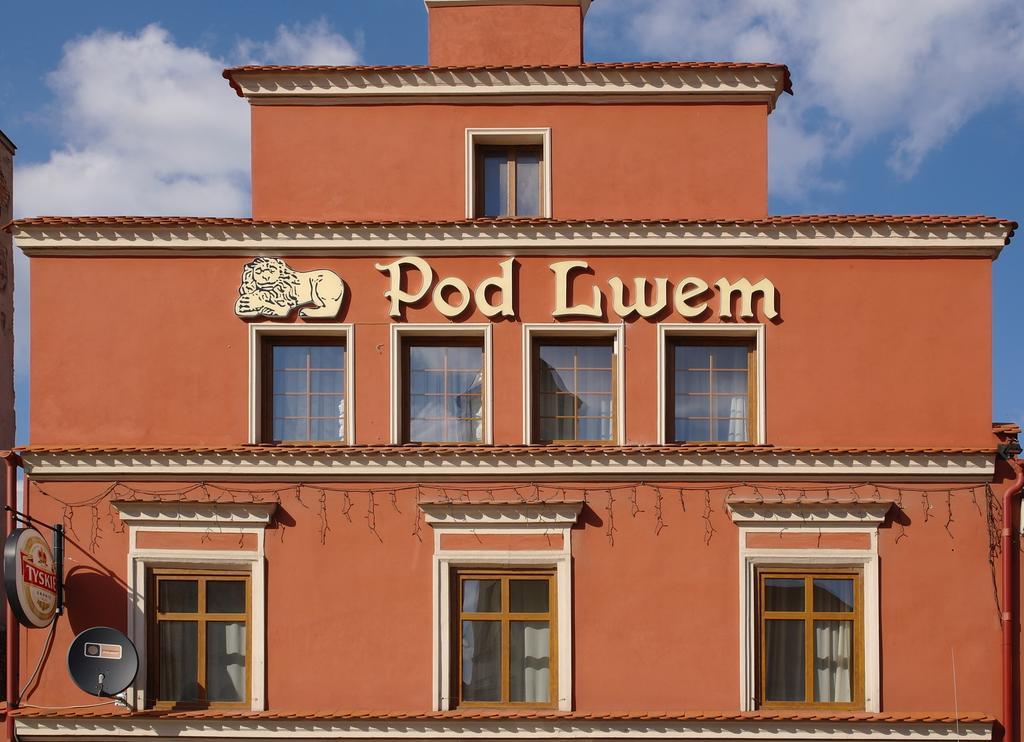 Apartamenty Pod Lwem Świdnica Eksteriør billede